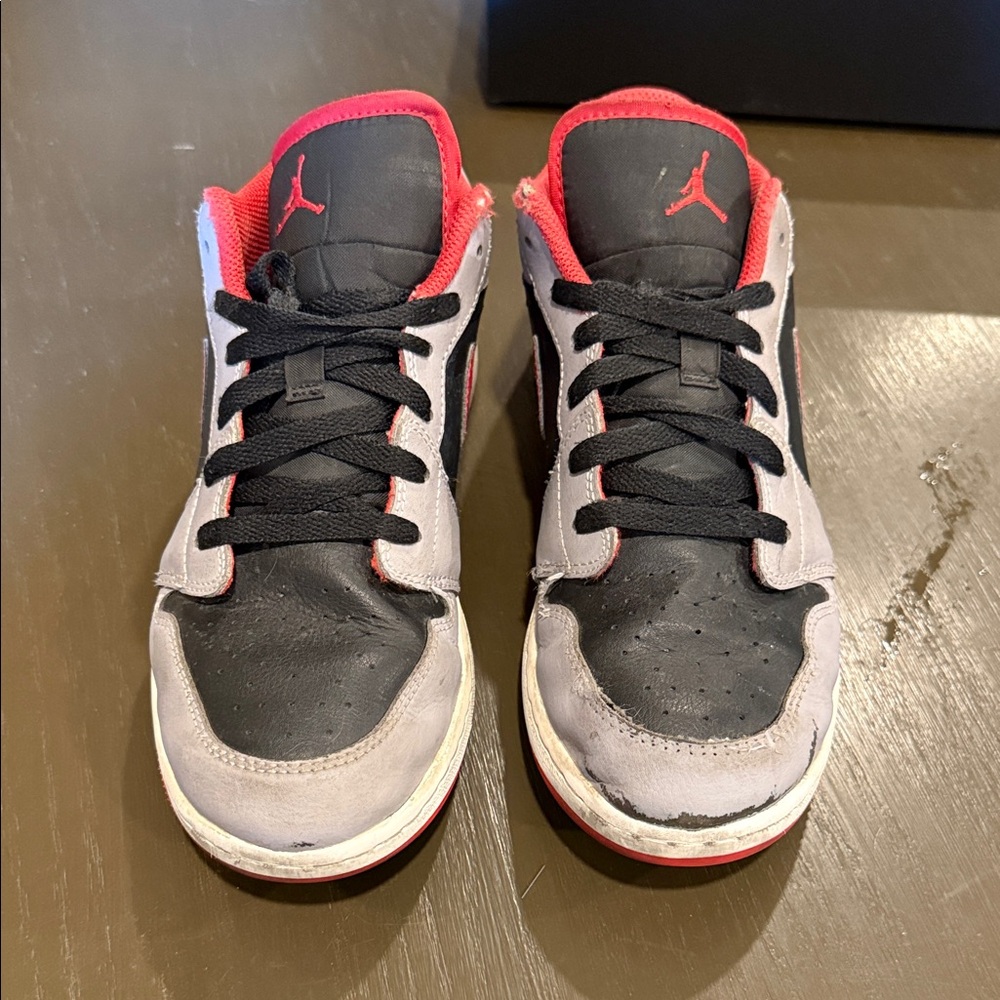 Youth Nike Air Jordans 7Y - Picture 2 of 10